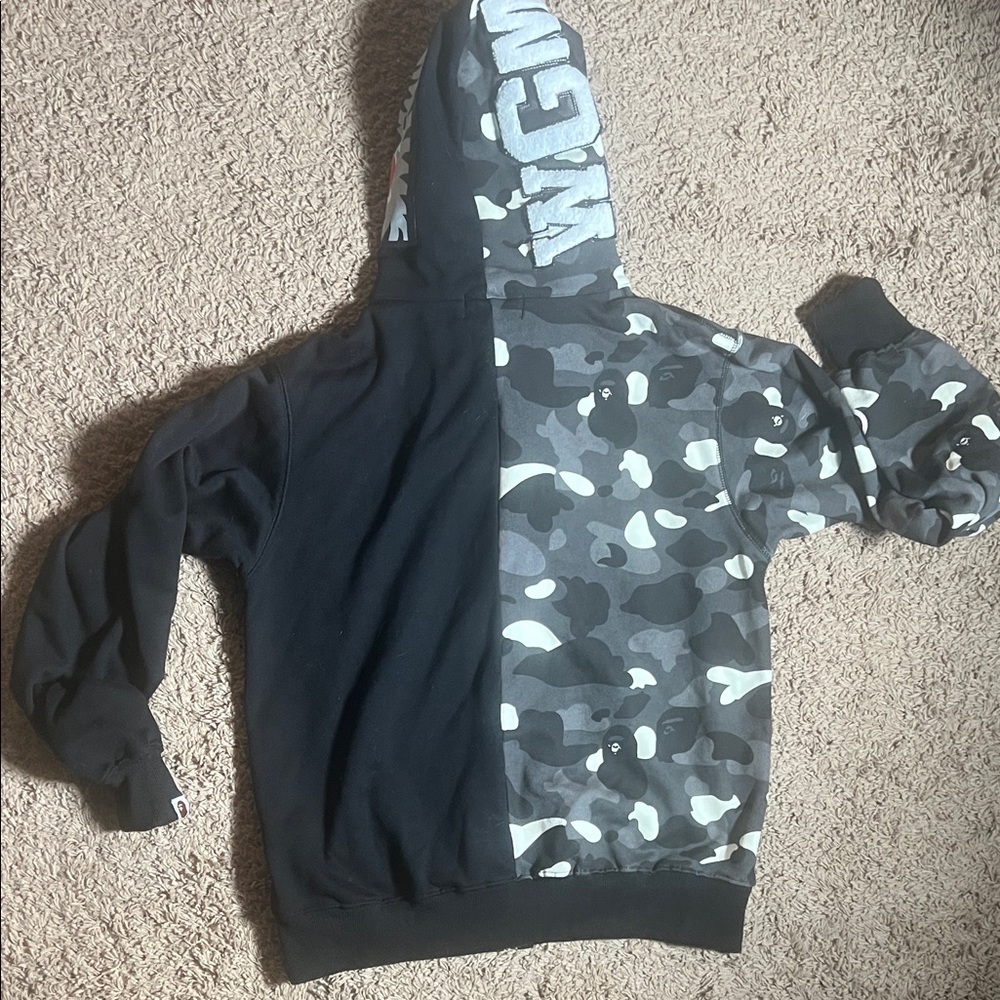 A Bathing Ape Kids Black and Camo Hoodie Jacket Size XL - Picture 7 of 8